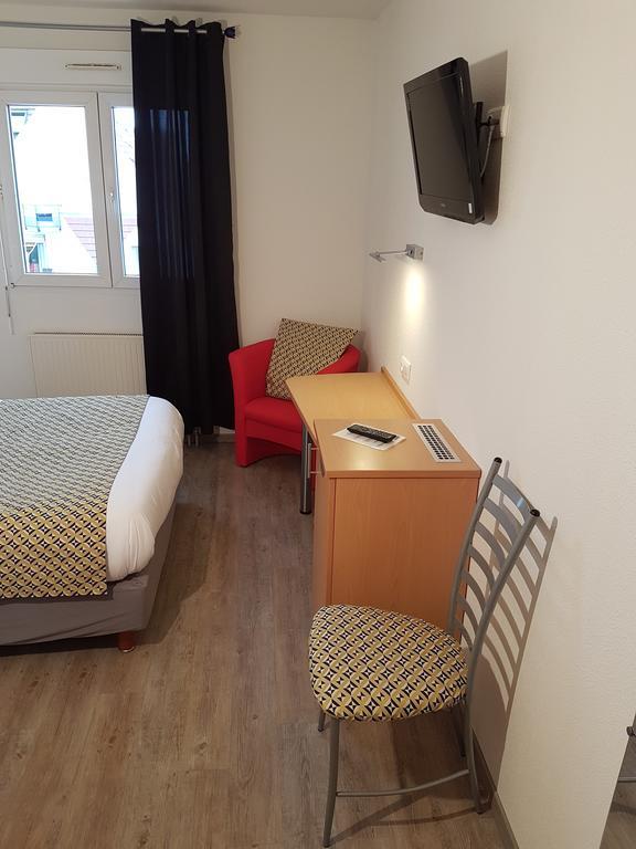 Hotel Des Bois Seltz Екстер'єр фото