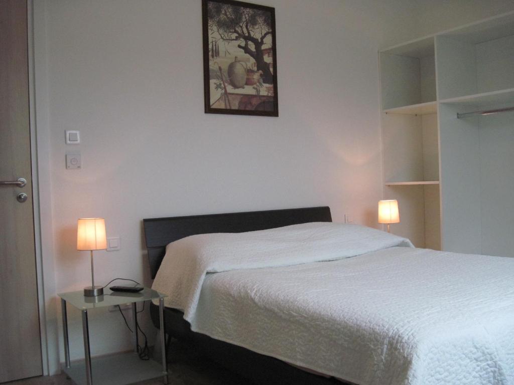 Hotel Des Bois Seltz Екстер'єр фото